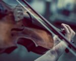 Jak korzystać najlepiej ze skrzypiec akustycznych?